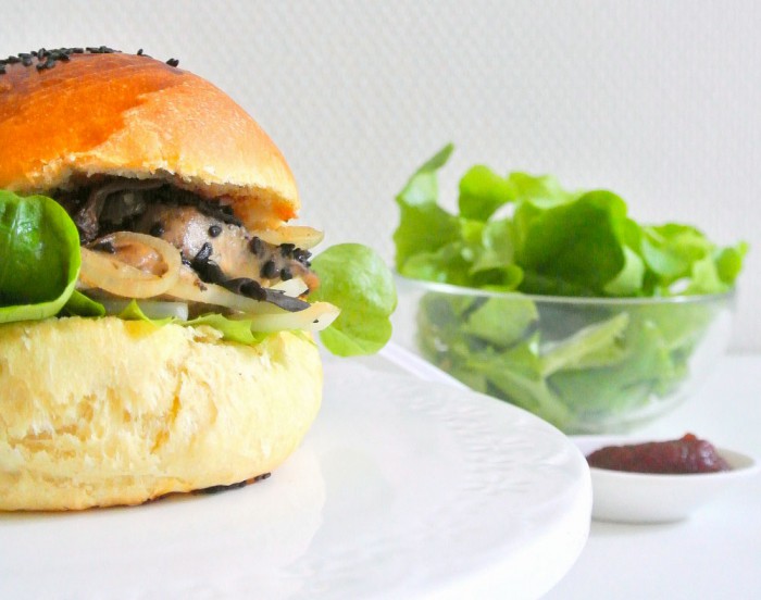 Réaliser un burger revisité à la chinoise avec poulet caramélisé